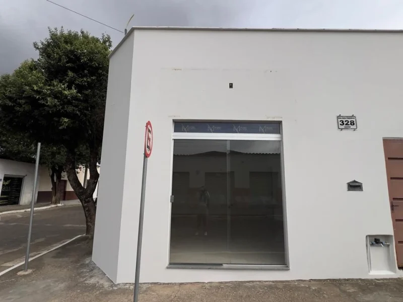 1783689993394-1567745708061508